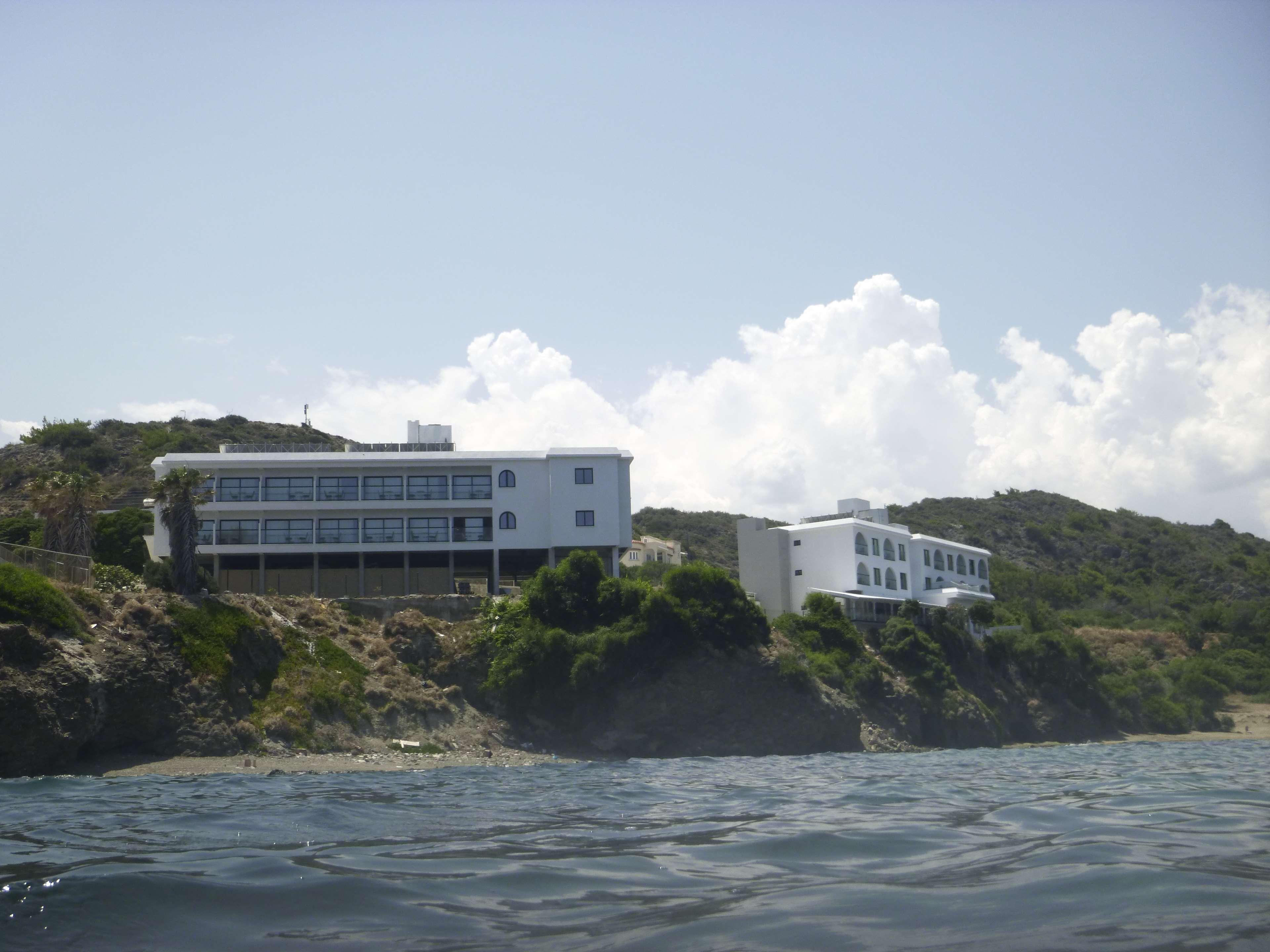 E.J. Pyrgos Bay Hotel Exteriér fotografie