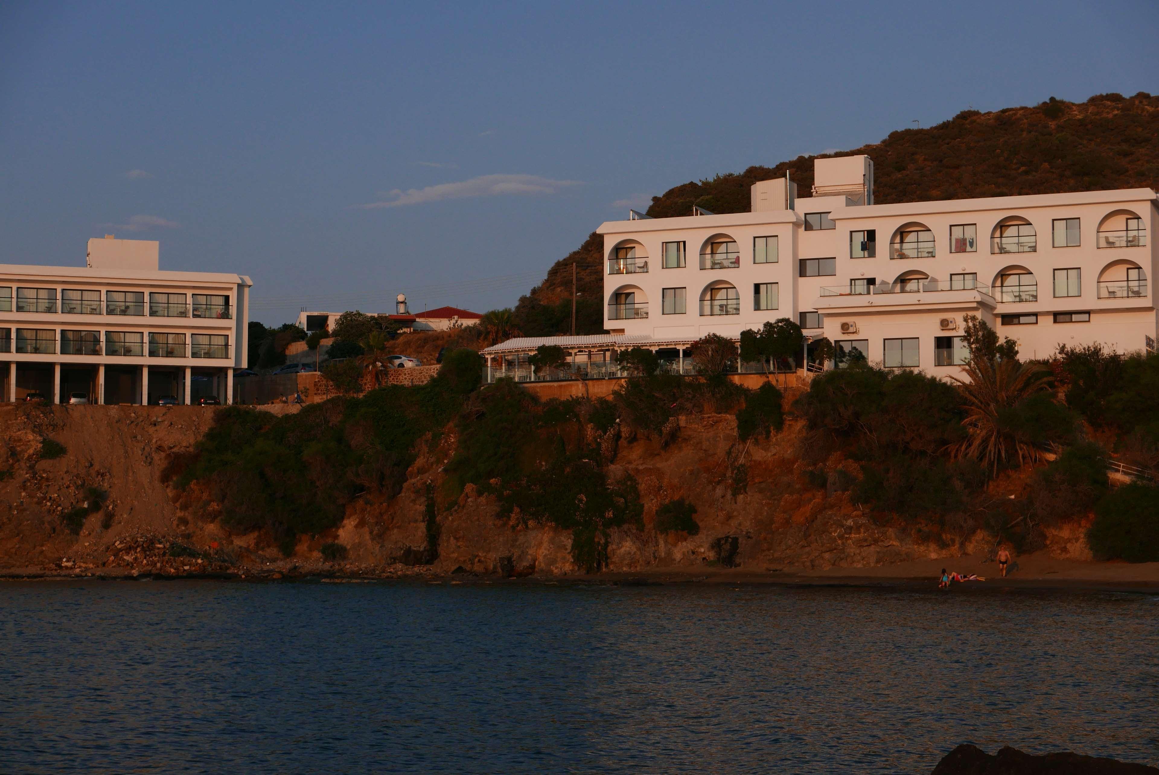 E.J. Pyrgos Bay Hotel Exteriér fotografie