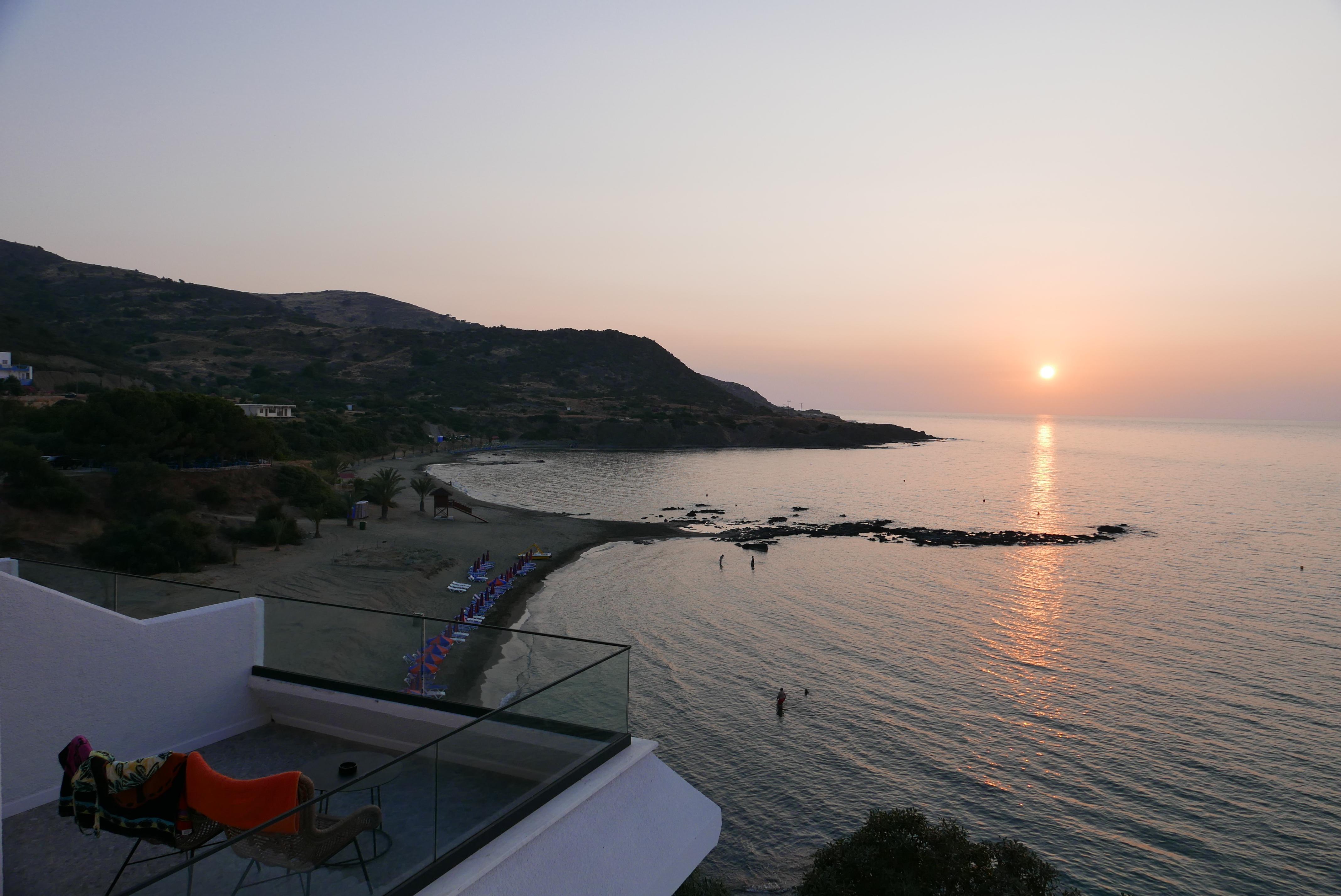 E.J. Pyrgos Bay Hotel Exteriér fotografie